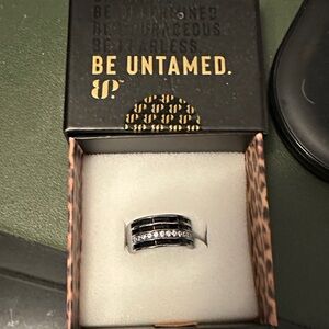 Bomb party size 8 Be untamed